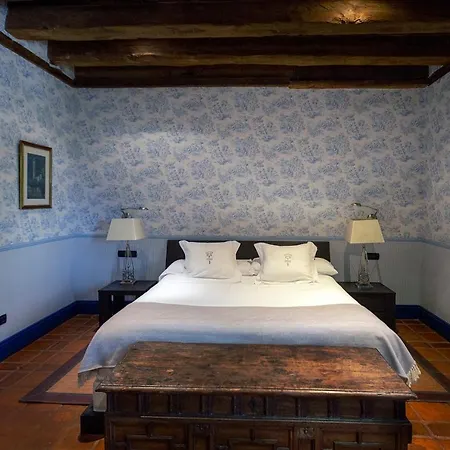 Hotel Rural Castillo De