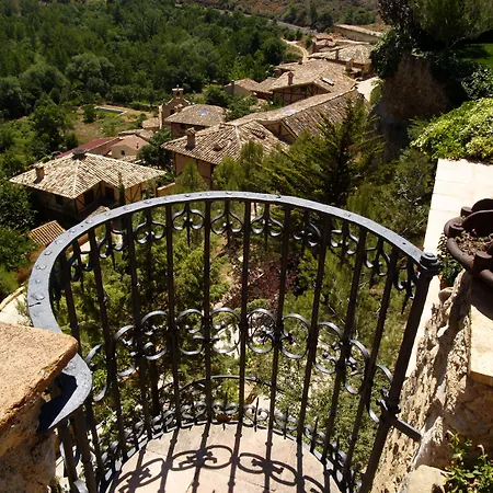 Hotel Rural Castillo De Somaen