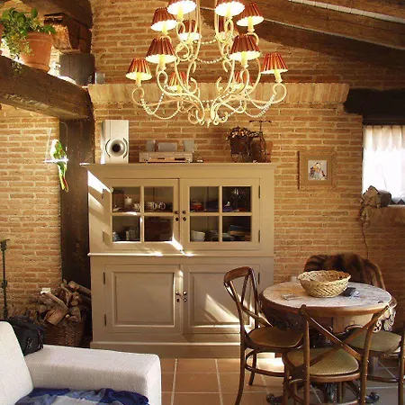 Rural Castillo De Hotel 5*