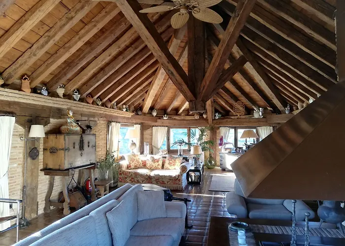 Rural Castillo De 5*